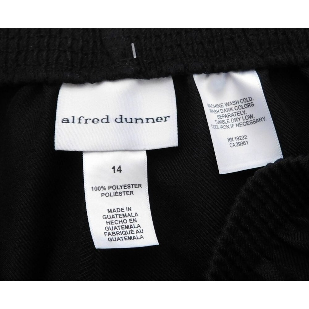 Alfred Dunner Capri Pants Womens Size 14 Black Cropped Pants Elastic Waist - Picture 7 of 7